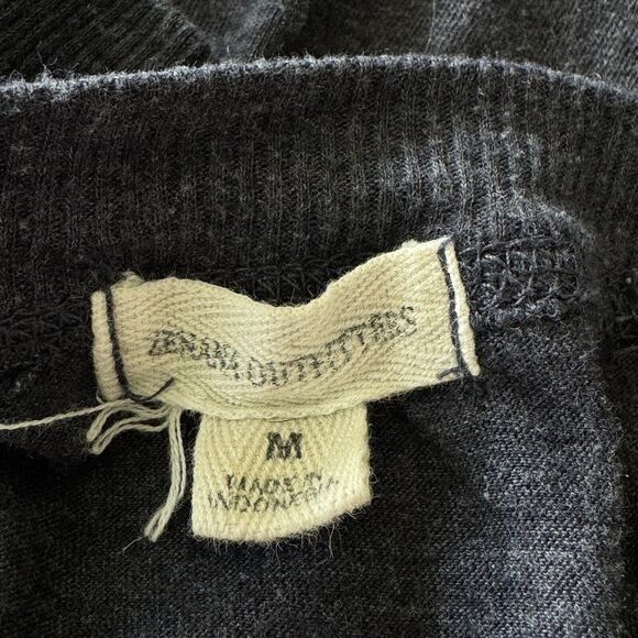 Zenana Outfitters Medium Top Graphic Dolman Sleeve Boat Neck Las Vegas Sin City - Picture 7 of 9